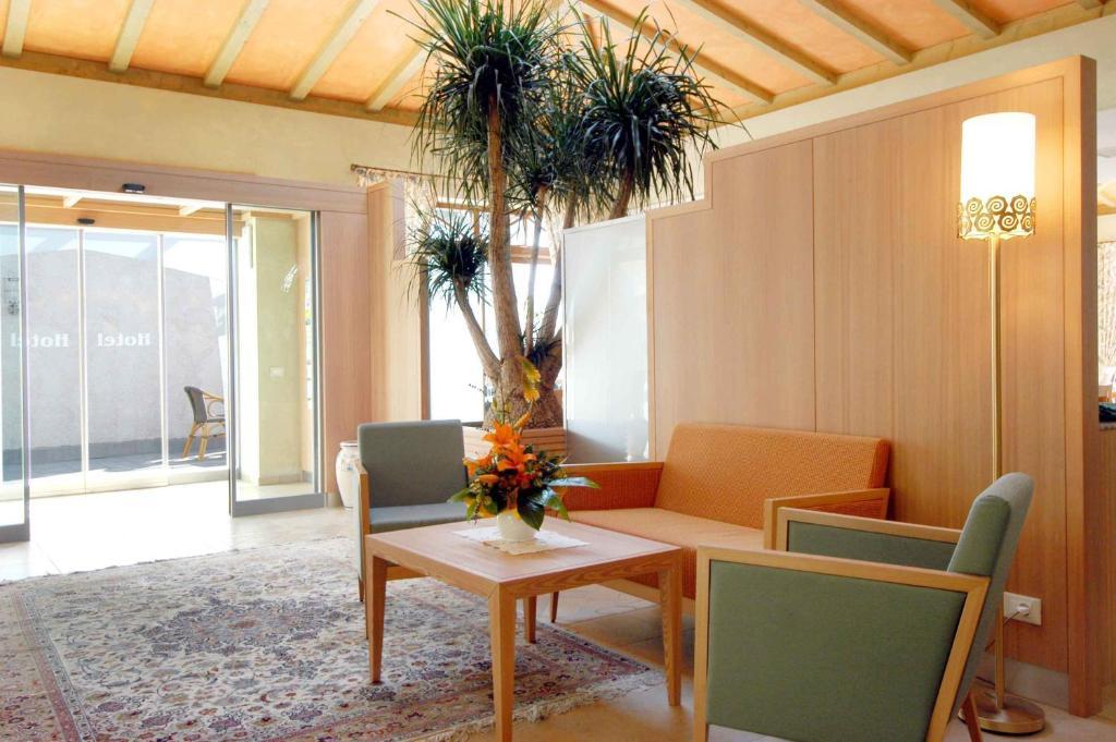 Hotel Foerstlerhof Postal / Burgstall Εξωτερικό φωτογραφία